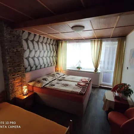 Podkova * Klobouky u Brna